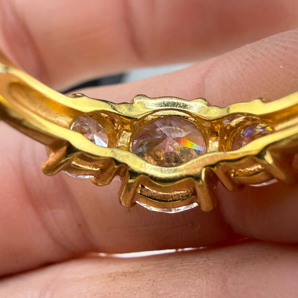 Vintage Rhinestone Ring Gold Tone Three Stone Round Clear Size 6